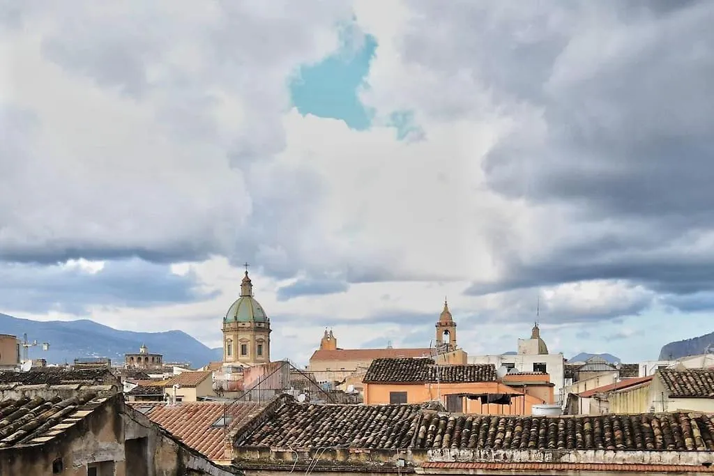 Apartment Iflat Casa Cuto Terrace On The Ancient City Palermo